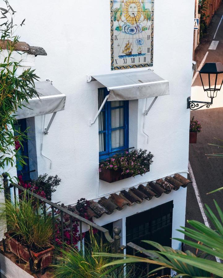 Hostal De La Placa - Hotel Boutique Cabrils Exterior photo