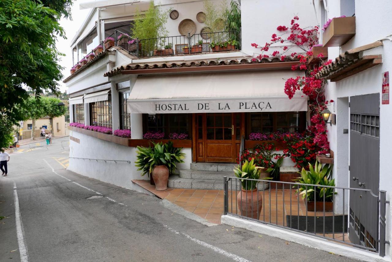Hostal De La Placa - Hotel Boutique Cabrils Exterior photo